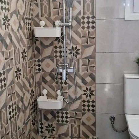 Memro Atsoupades